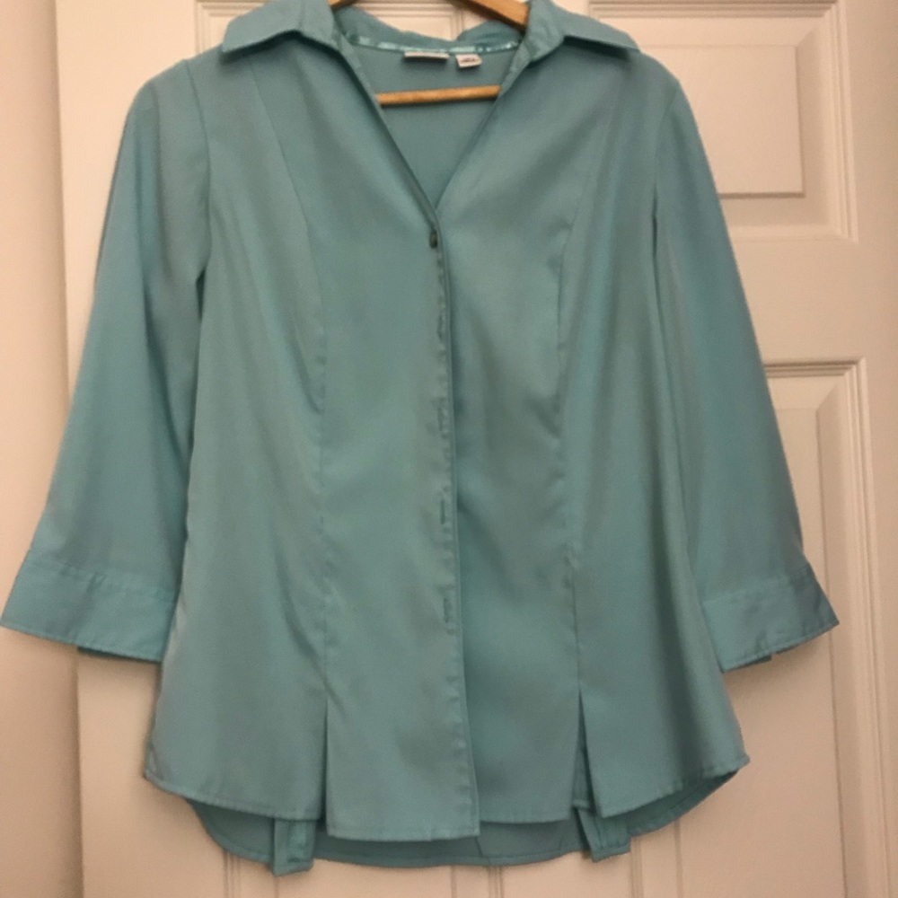Quarter sleeve button down